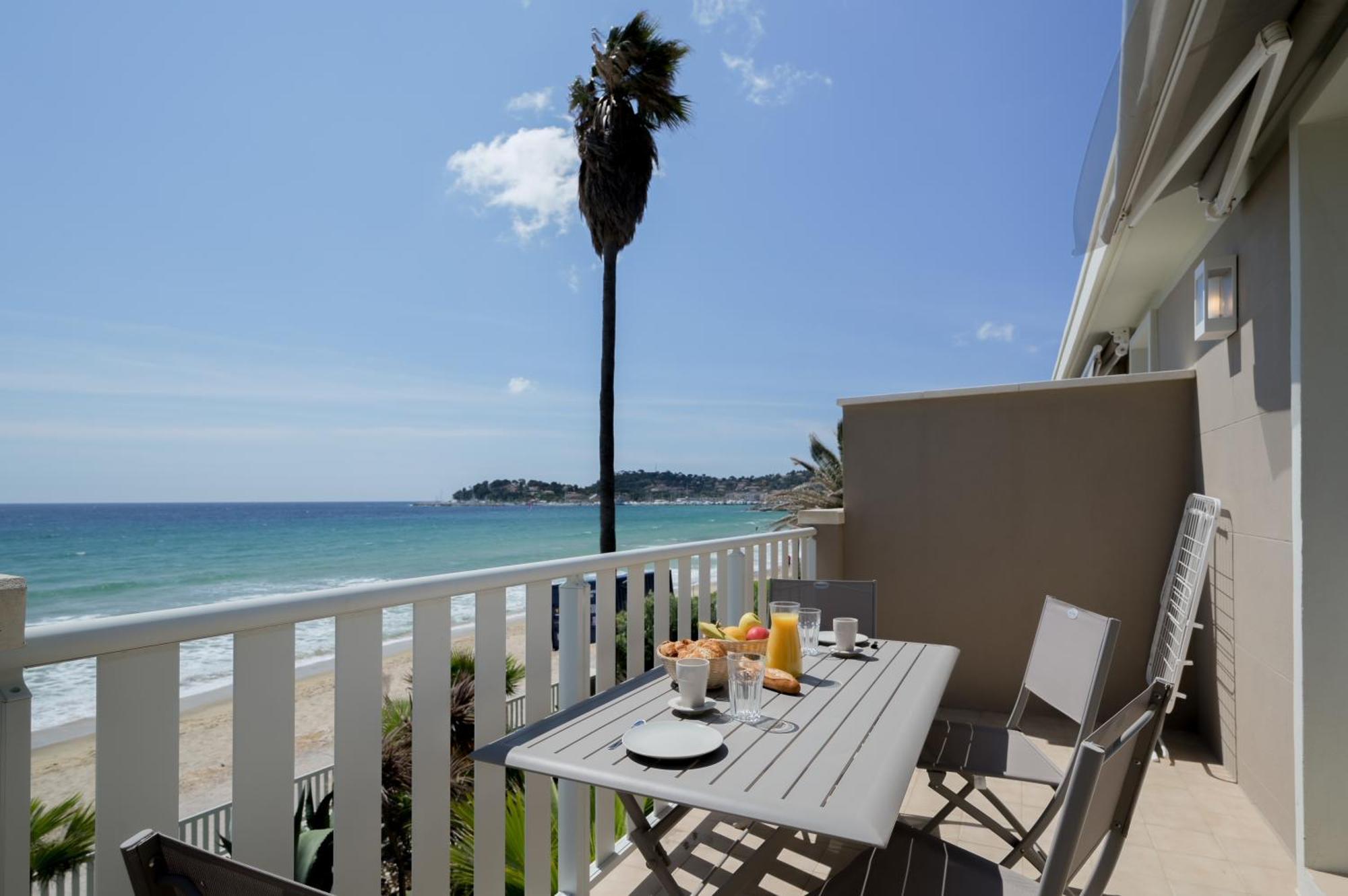 Residence La Menado Cavalaire-sur-Mer Buitenkant foto